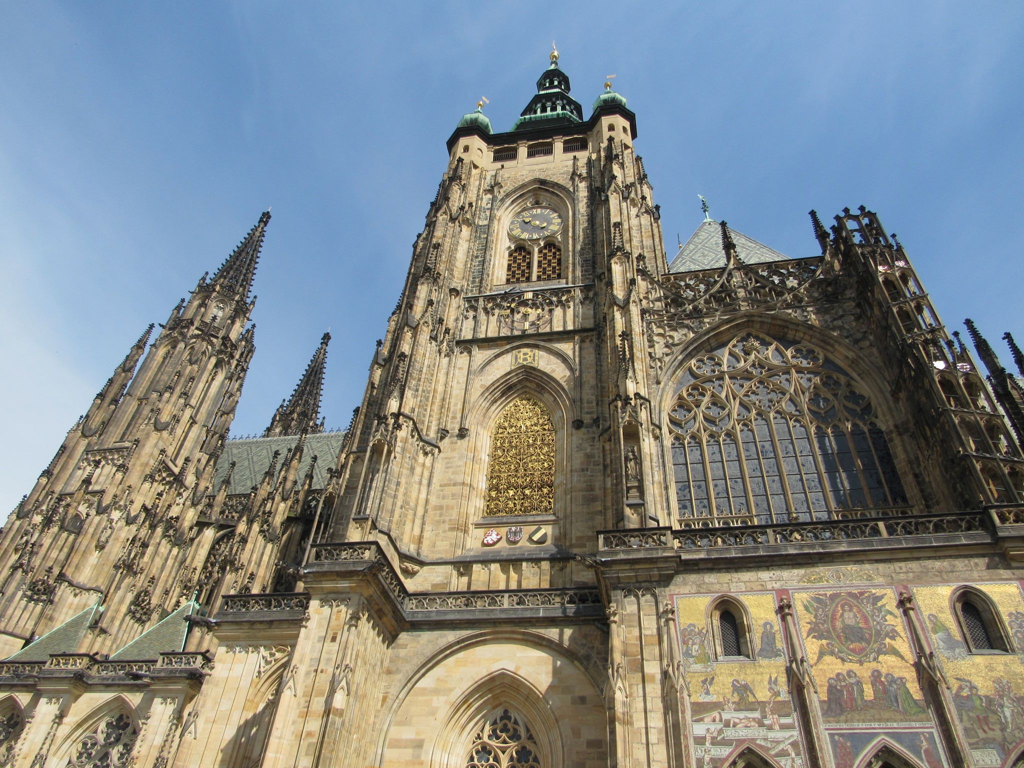 Prague Castle ~ St. Vitus Cathedral, St. George’s Basilica, Golden Lane, & Other Great Sites
