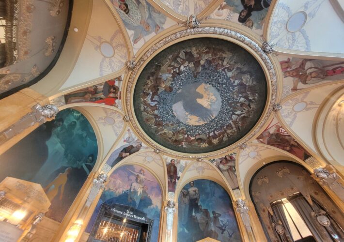 Prague-Obecní-Dům-Mayors-Hall