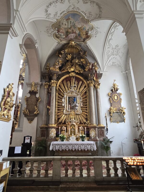 Alter Peter (St. Peter's Church)