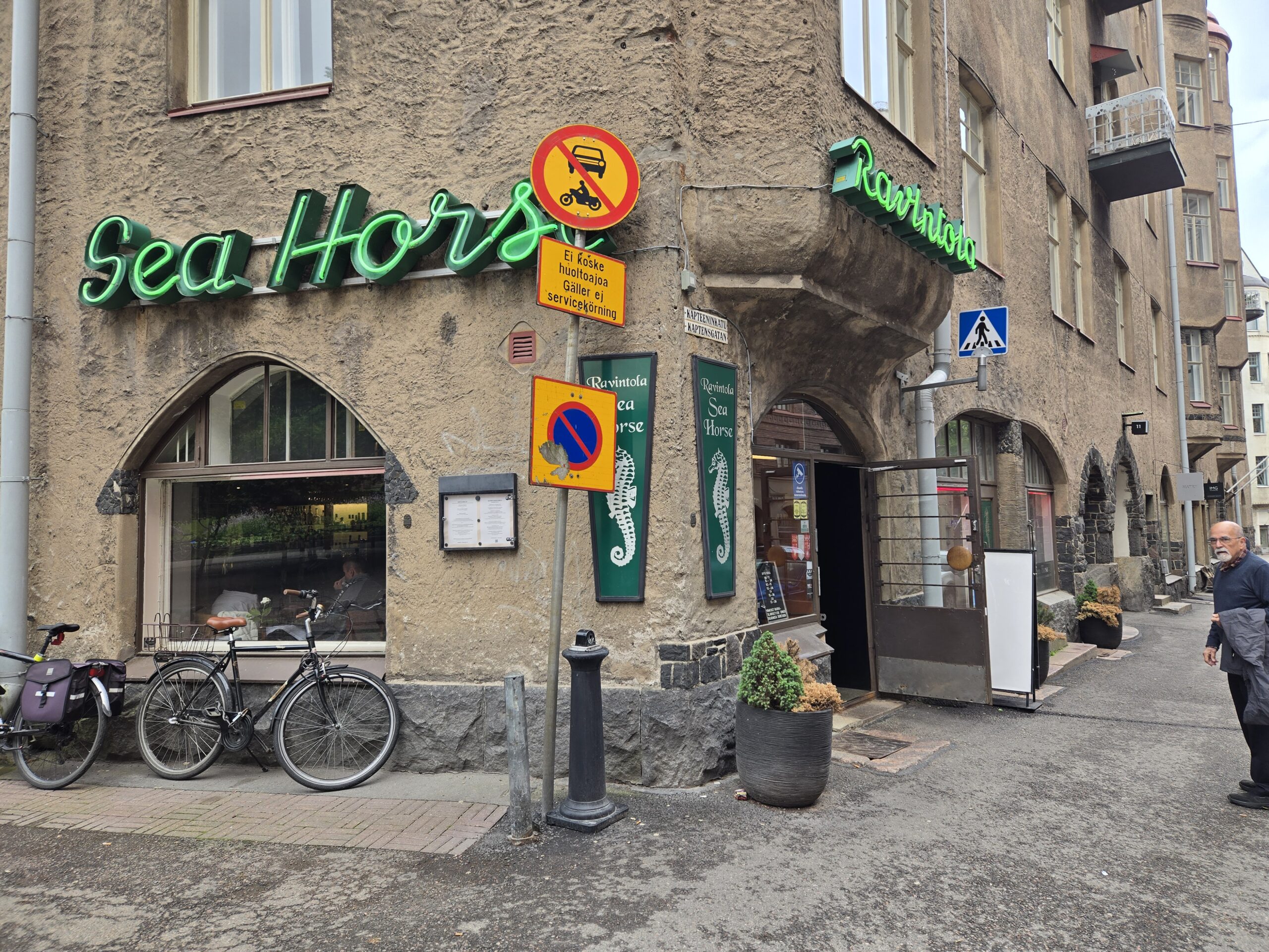 Helsinki Dining Guide: Finnish Flavors, Historic Restaurants & Market Eats